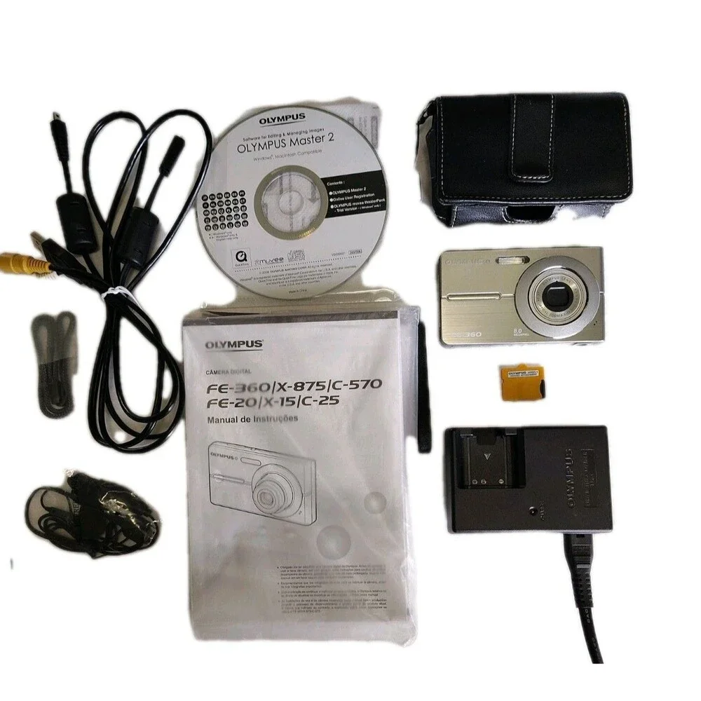 Olympus FE-360 8MP digital camera, 3x optical zoom BUNDLE Works Great